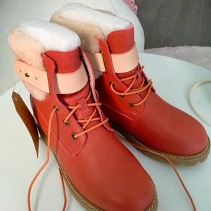 Brand new UGG Urban Martin